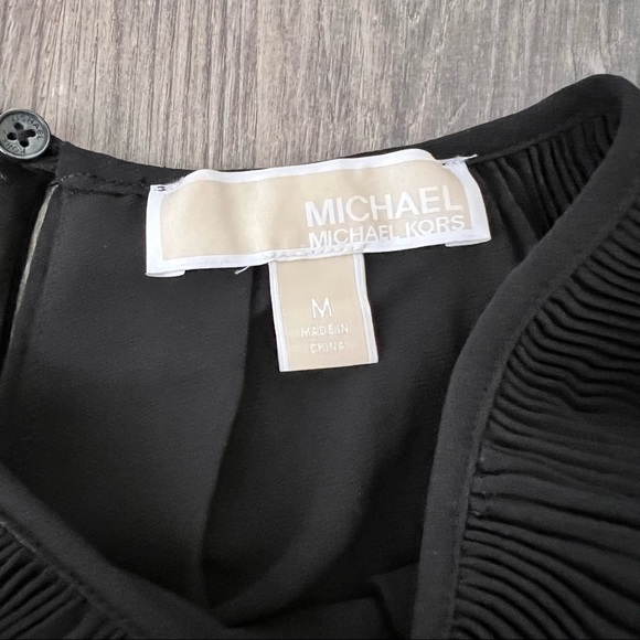 Michael Michael Kors Black Pleated Short Sleeve Dress - Picture 5 of 11